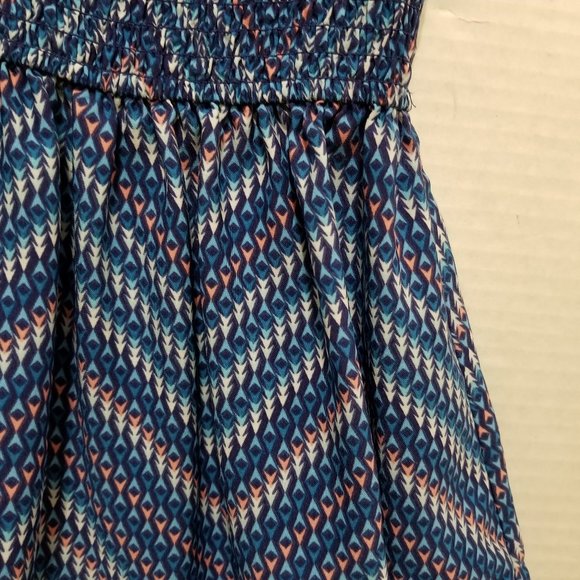 Mason + Mackenzie dress Small sleeveless geometric chevron print v-neck smocked - Picture 4 of 7